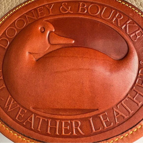 Vintage Dooney and Bourke Awl Taupe Leather Big Duck Crossbody Bag - Picture 12 of 16